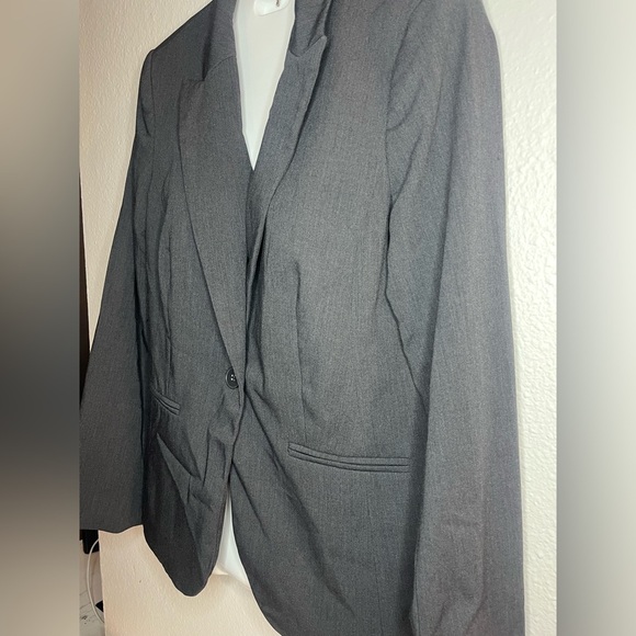 Liz Claiborne Career Women’s Blazer Jacket – Size 4 - Picture 4 of 6